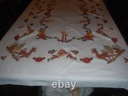 VINTAGE CHRISTMAS MCM TABLECLOTH 90x61 SANTA REINDEER 8 MATCHING NAPKINS EXCELL