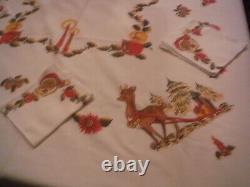 VINTAGE CHRISTMAS MCM TABLECLOTH 90x61 SANTA REINDEER 8 MATCHING NAPKINS EXCELL