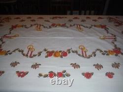 VINTAGE CHRISTMAS MCM TABLECLOTH 90x61 SANTA REINDEER 8 MATCHING NAPKINS EXCELL