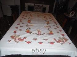 VINTAGE CHRISTMAS MCM TABLECLOTH 90x61 SANTA REINDEER 8 MATCHING NAPKINS EXCELL