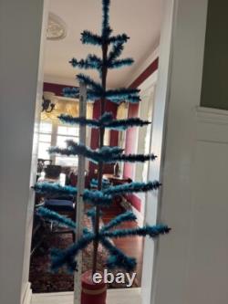 VTG. 50 inch authentic dyed goose feather green christmas tree withred berries VTG. 50 inch authentic dyed goose feather green christmas tree withred berries