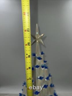 VTG Ceramic Lava Christmas Tree Opalescent White Blue Birds Doves 21 Tall Works