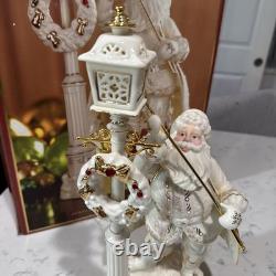 VTG Lenox Florentine & Pearl Jeweled Santa Lighting Lamp Post Figurine withBox