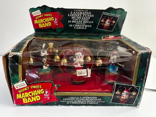 Vtg Looney Tunes 1994 Mr. Christmas Marching Band Christmas Bells Tested Works