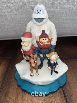 Very Rare Vntg Christmas abominable snowman surrounded by friends Enesco 104555