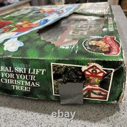 Vintage 1993 MICKEYS SKI SLOPE Mr Christmas Tree Ski Lift WORKS GREAT! Read Vintage 1993 MICKEYS SKI SLOPE Mr Christmas Tree Ski Lift WORKS GREAT! Read