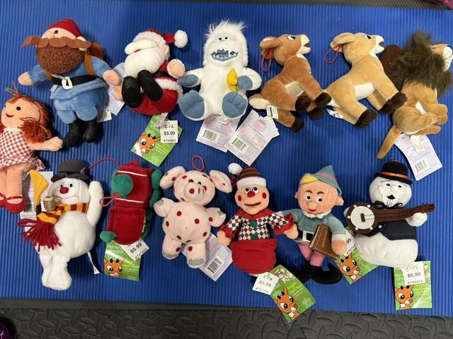 Vintage 1998 Cvs The Island Of Misfit Plush Toys. Lot Of 13