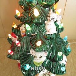 Vintage Ceramic Christmas Tree with Mice WORKS