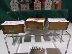 Vintage ERZGEBIRGE VILLAGE (8) pc SET WOODEN PUTZ CHRISTMAS GARDEN HOUSES