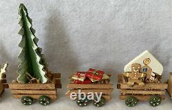 Vintage Emgee Hawaii Wood Christmas Train W Engine & 7 Cars