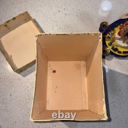 Vintage Erzgebirge Table Pyramid The Giving in Blue Carrousel Original Box