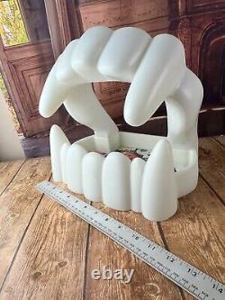 Vintage Hallmark Glow In The Dark Fangs Vampire Teeth Blow Mold 11 Candy Bowl