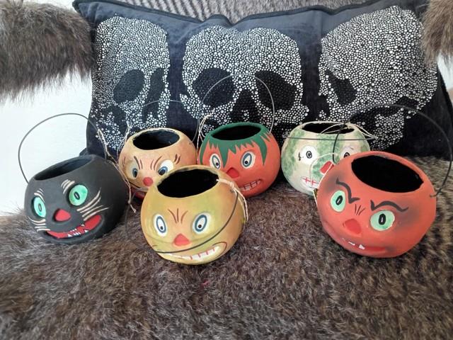 Vintage Halloween Mini Set Of Six Lantern/buckets Paper Mache-3''h