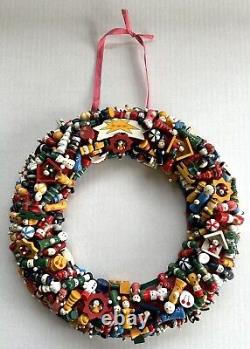 Vintage Handmade Christmas Wreath 13 Wood Wooden Ornaments Kitchy