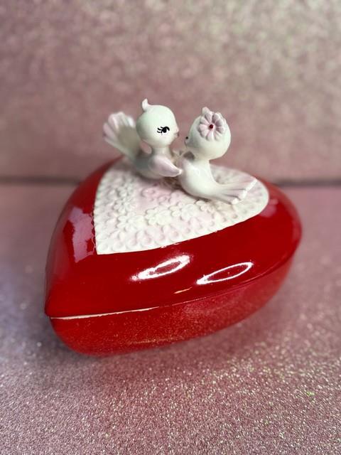 Vintage Lefton Love Birds Valentine's Day Trinket Heart Box Perfect Condition