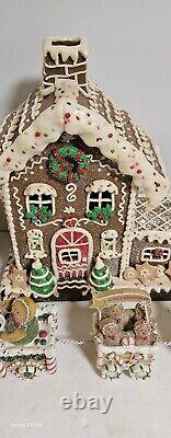 Vintage Light Up Gingerbread House WithTrain & 2 Gingerbread Couples Prestine