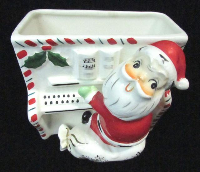 Vintage Napco Japan Ceramic Christmas Santa Claus Playing Piano Planter Xmas