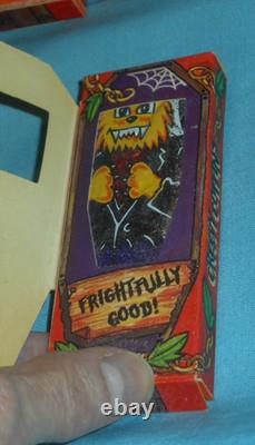 Vintage Palmer CREEPY COFFINS Halloween candy x8 in original store display box
