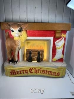 Vintage Poloron Illuminated Vacucel Christmas Fireplace (Missing Fan) Vintage Poloron Illuminated Vacucel Christmas Fireplace (Missing Fan)