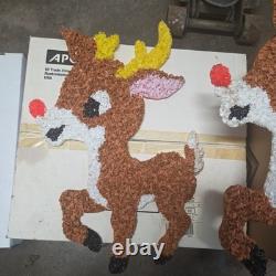 Vintage Santa Sleigh & 3 Reindeer Rudolph Melted Plastic Popcorn Decorations
