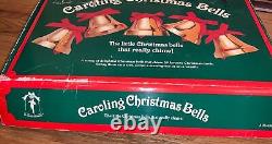 Vintage Ye Merrie Minstrel Caroling Christmas Bells 12 Bell Play 25 Songs Tested