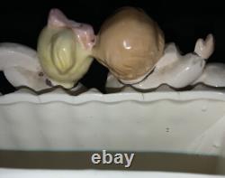 Vintage!'napco' Ceramic Christmas Planter Noel Kids On Candy Cane Vintage!'napco' Ceramic Christmas Planter Noel Kids On Candy Cane