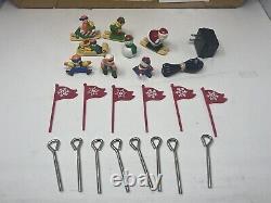 Vtg 1992 Mr. Christmas Santa's Ski Slope Ski Lift Ski Slope Toy Tested Working