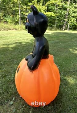Vtg Black Cat on a Pumpkin Halloween Blow Mold Empire Carolina Enterprises 34 Vtg Black Cat on a Pumpkin Halloween Blow Mold Empire Carolina Enterprises 34