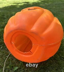 Vtg Black Cat on a Pumpkin Halloween Blow Mold Empire Carolina Enterprises 34 Vtg Black Cat on a Pumpkin Halloween Blow Mold Empire Carolina Enterprises 34