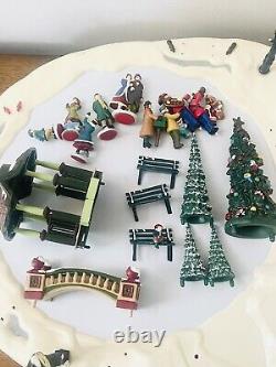 Vtg Mr Christmas Holiday Skaters Village Ice Skating Rink 50 Songs + Xtra Mint