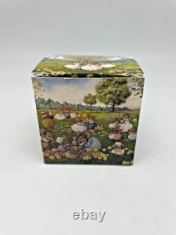 Wee Forest Folk MIB Halloween TREAT & RETREAT Mouse Limited Ed /Retired, Box